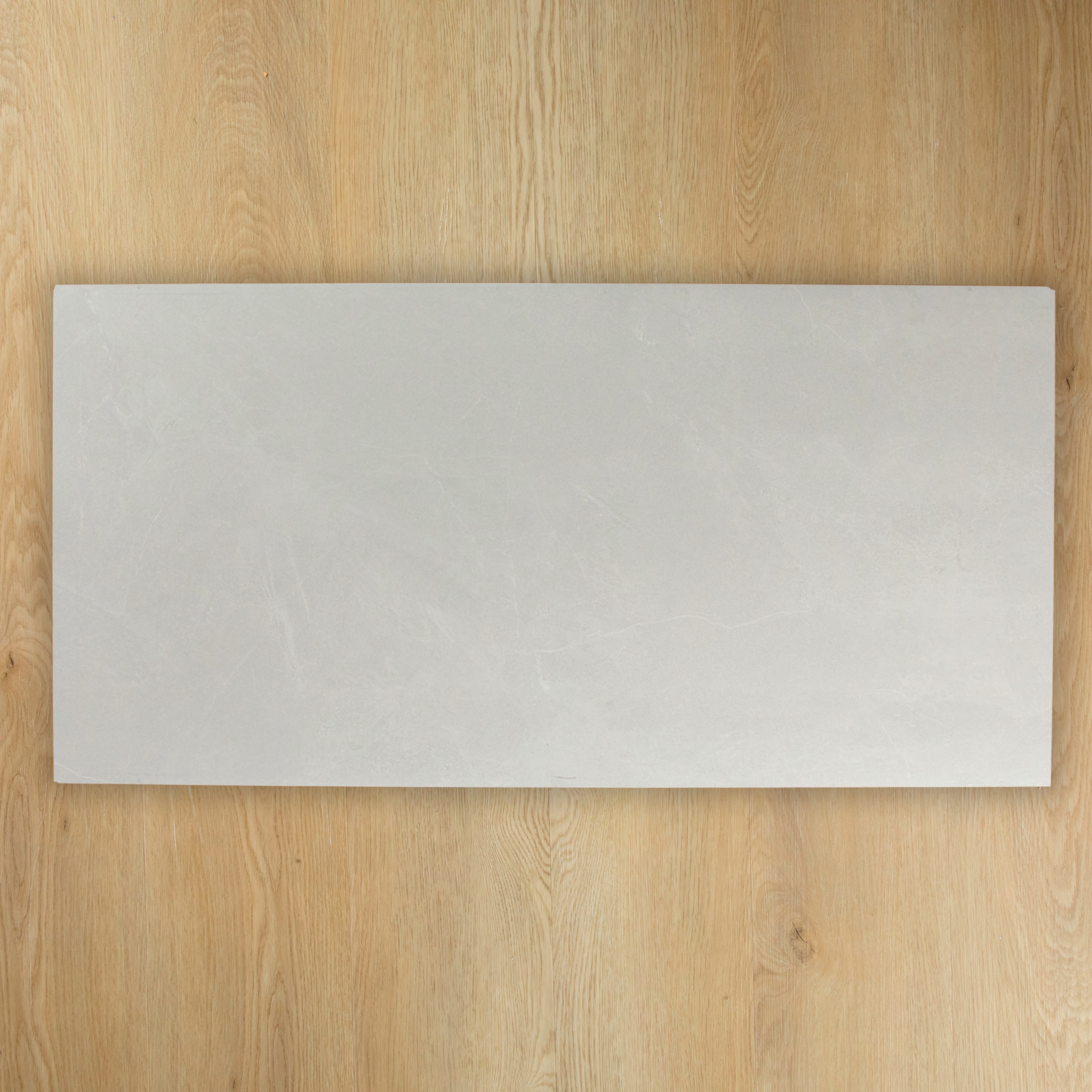 Lucas White Matte