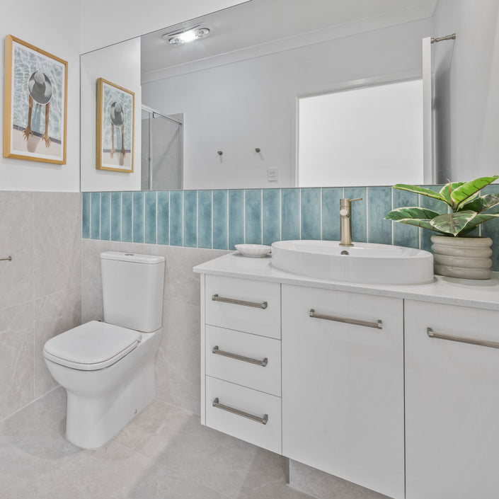 Boutique Mint Gloss Subway Ripple