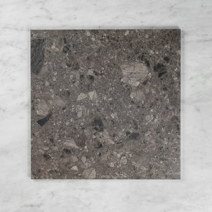 Ceppo Dark Grey In Out