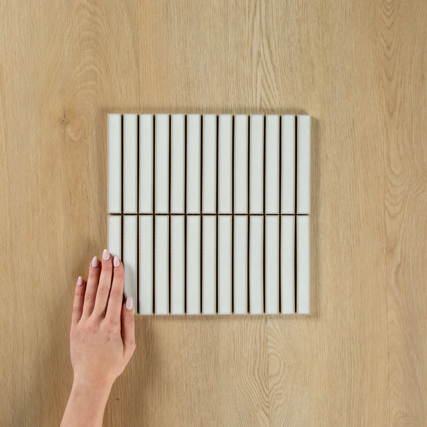 Clovelly Antique White Gloss Concave Kit Kat Mosaic