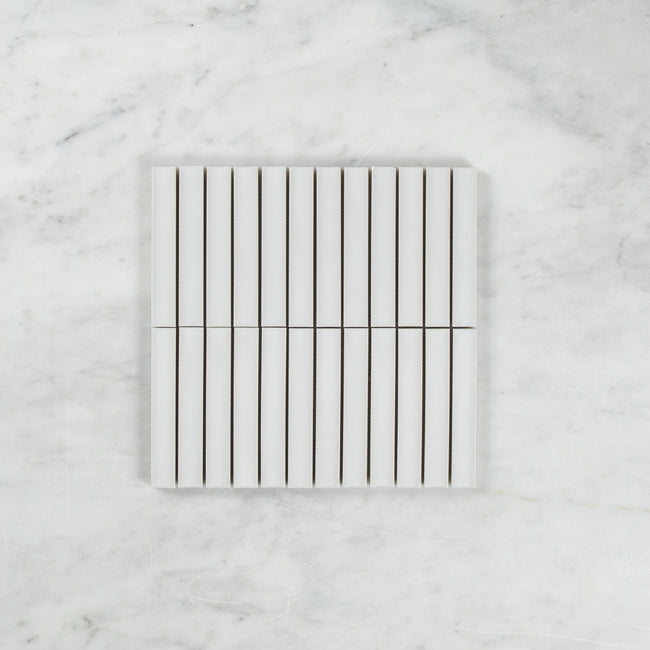 Clovelly Snow White Gloss Kit Kat Mosaic