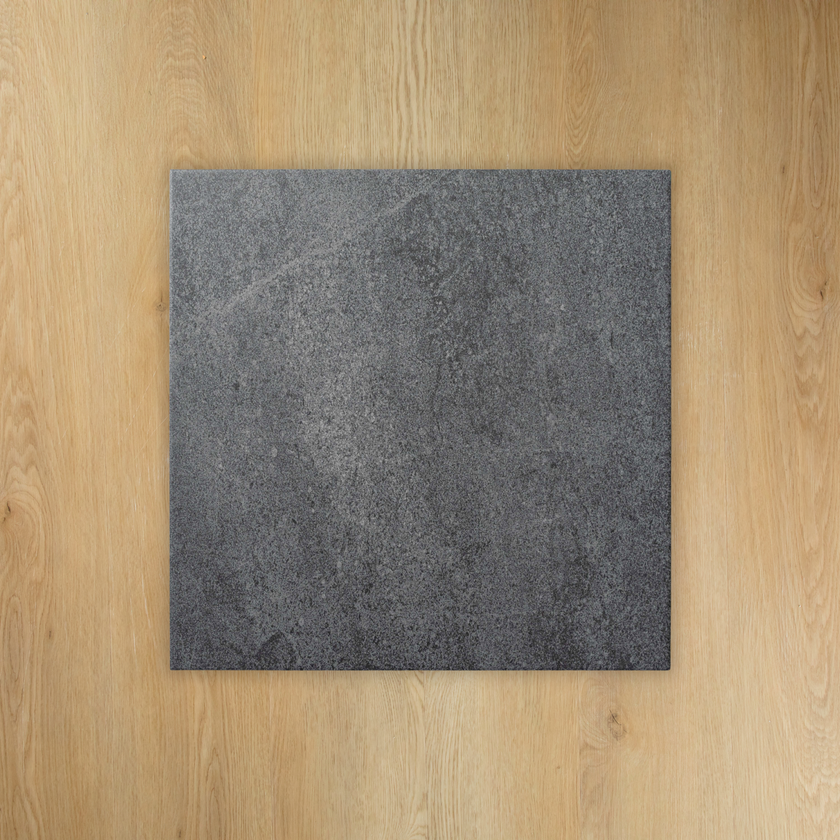 Charme Black External