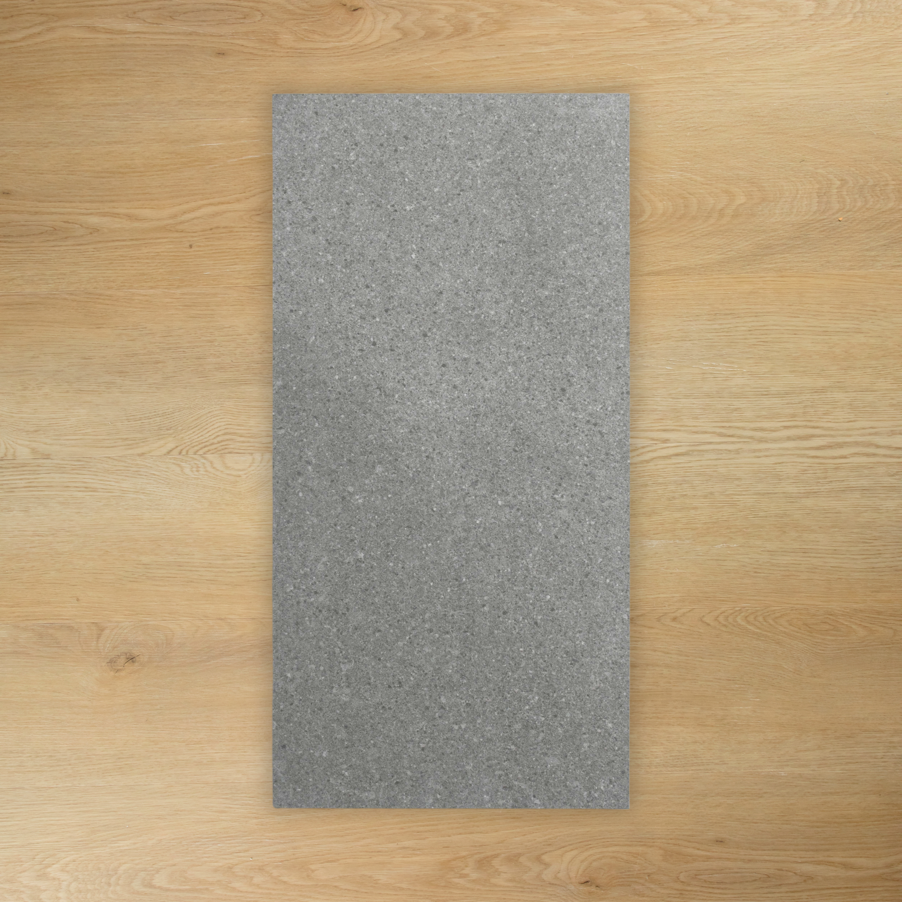 Djeju Grey External