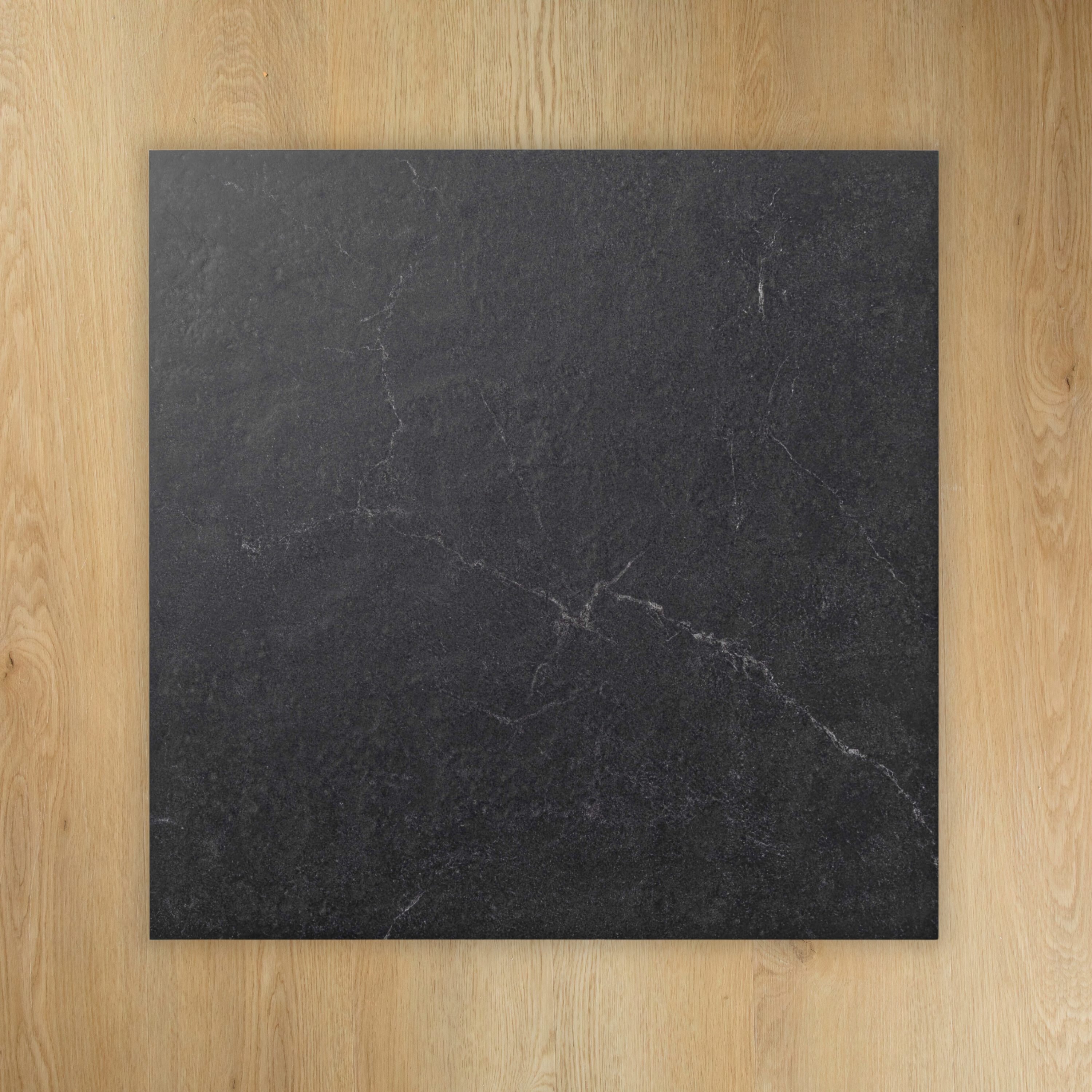 Lava Black In Out