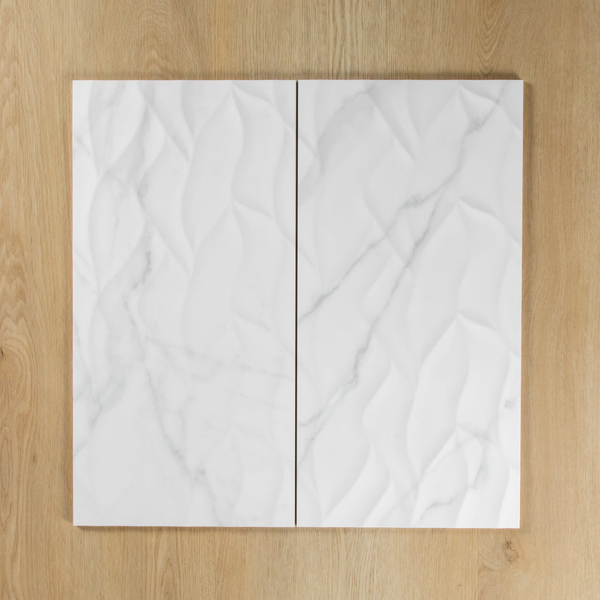 Light Calacatta Gloss Wave Feature