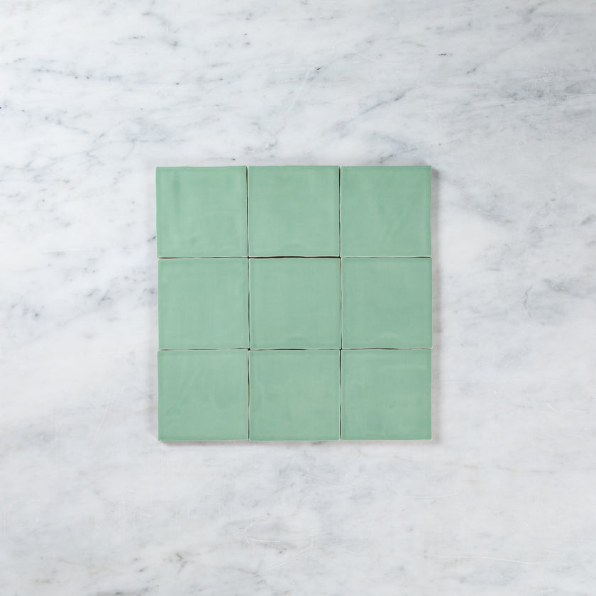 Noosa Eucalyptus Green Gloss Wave