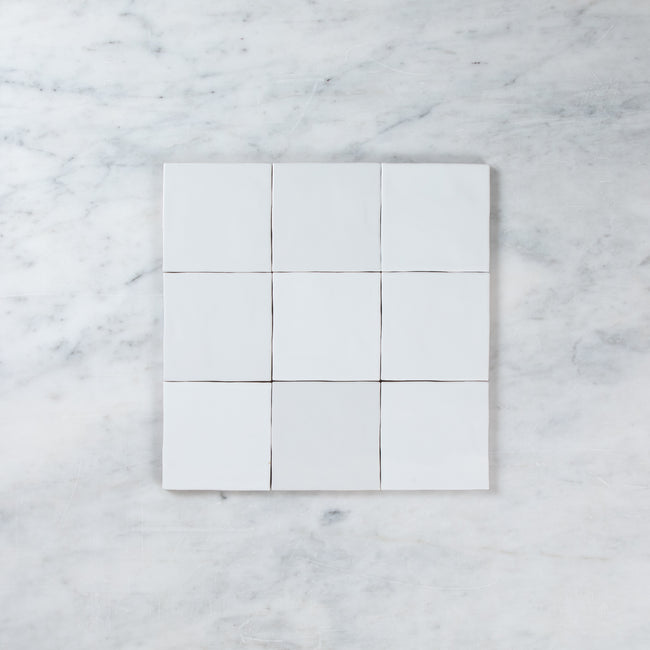 Noosa White Gloss Wave