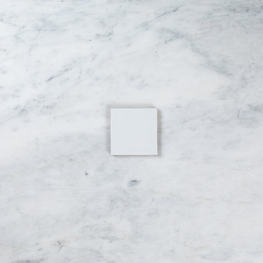 Noosa White Gloss Wave