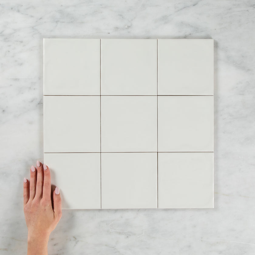 Noosa White Gloss Wave