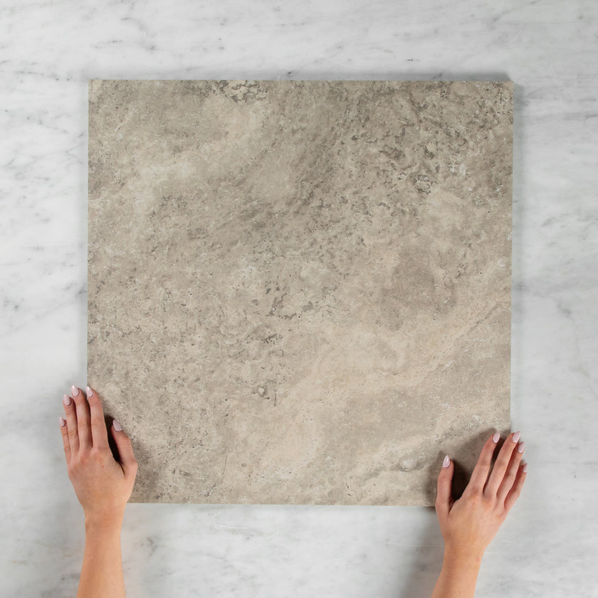 Pompeii Silver In Out