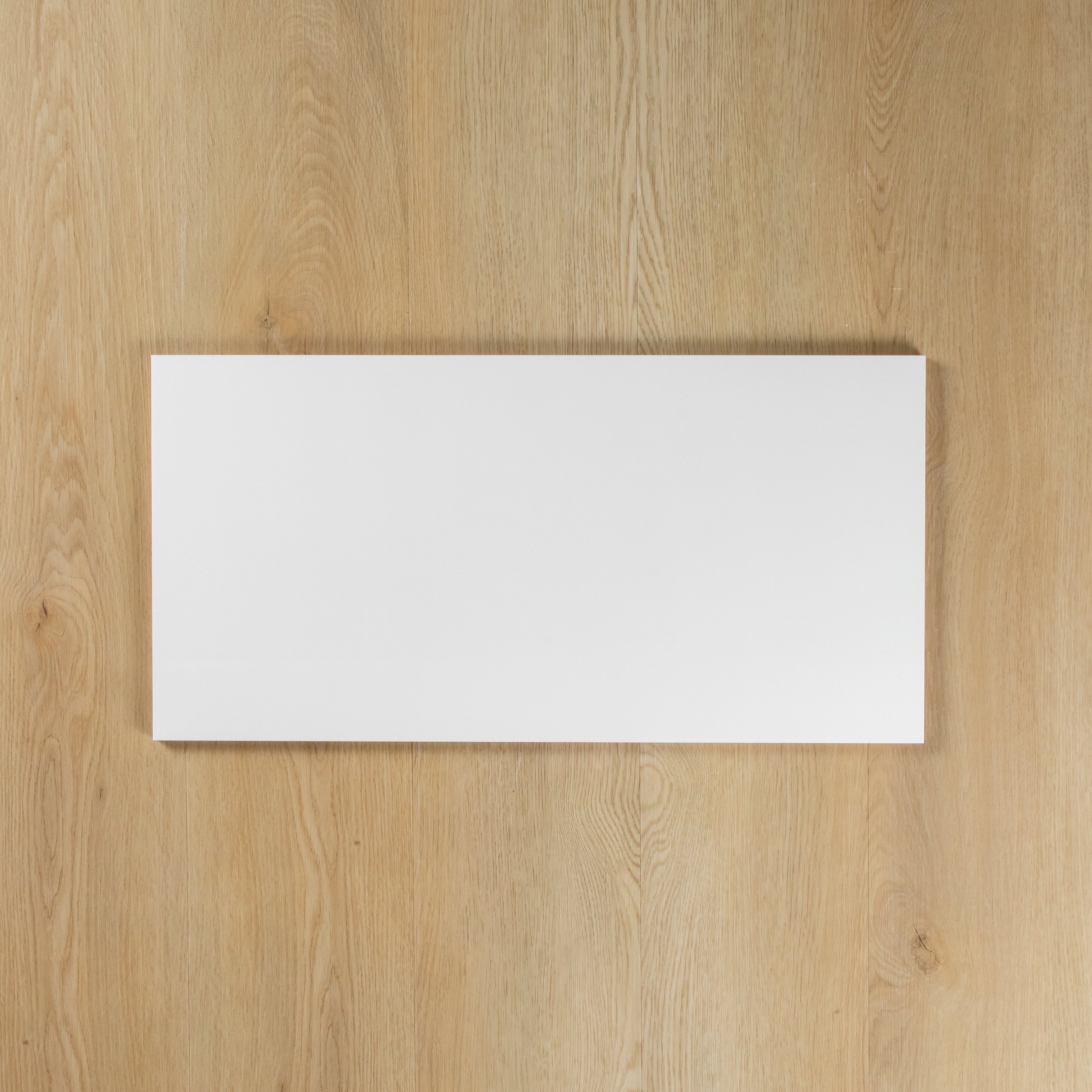 Pearl Ultra White Glossy Polished