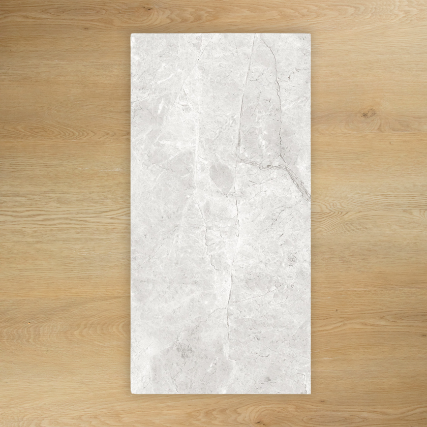 Riviera Light In Out