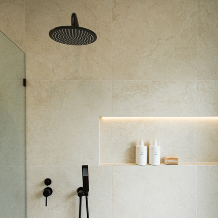 Travertine Cross Cut White In Out