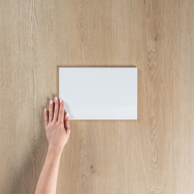 White Gloss Pressed Edge