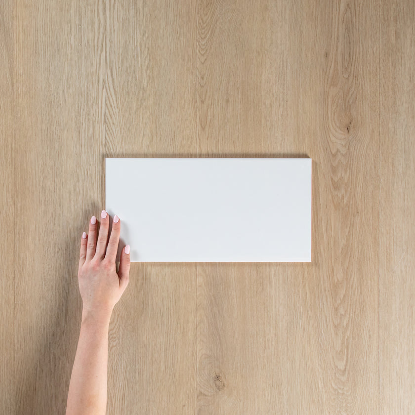 White Gloss Pressed Edge