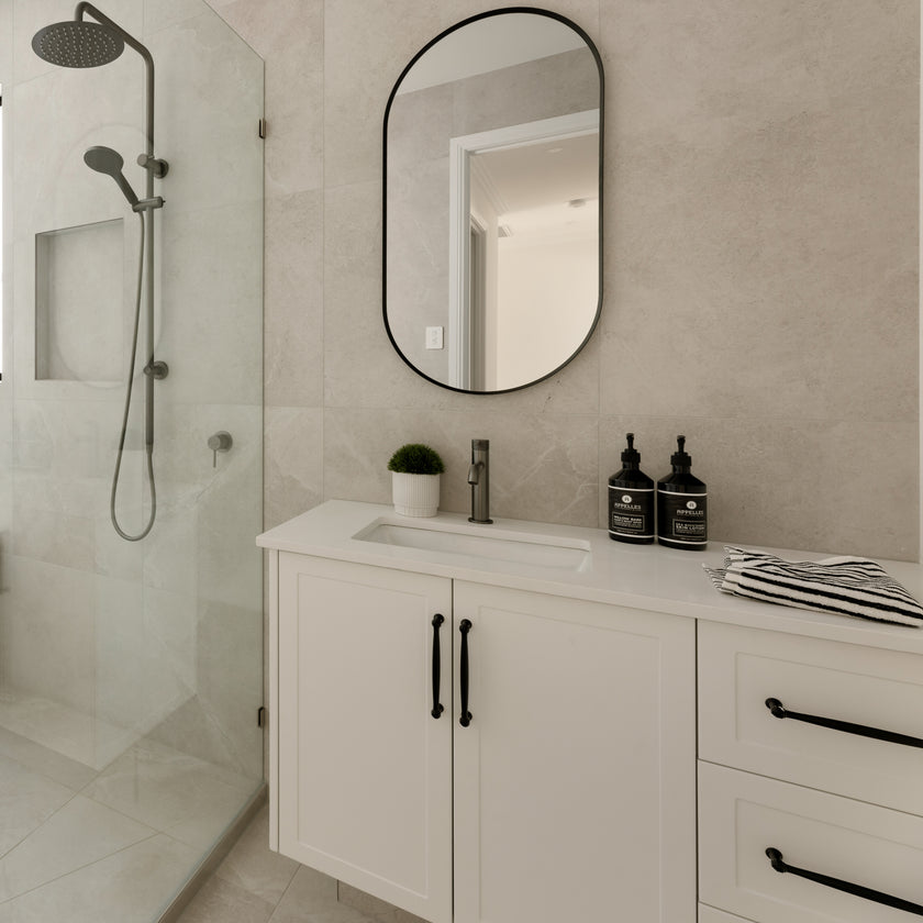 Yosemite Enzo Moon In Out